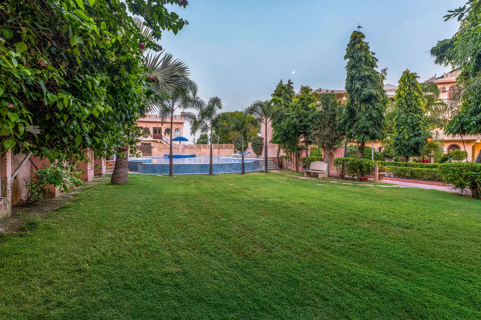 pushkar lake hotels
