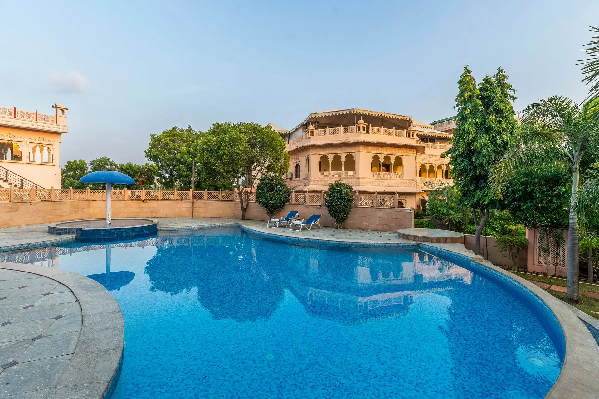 top rated hotels in pushkar