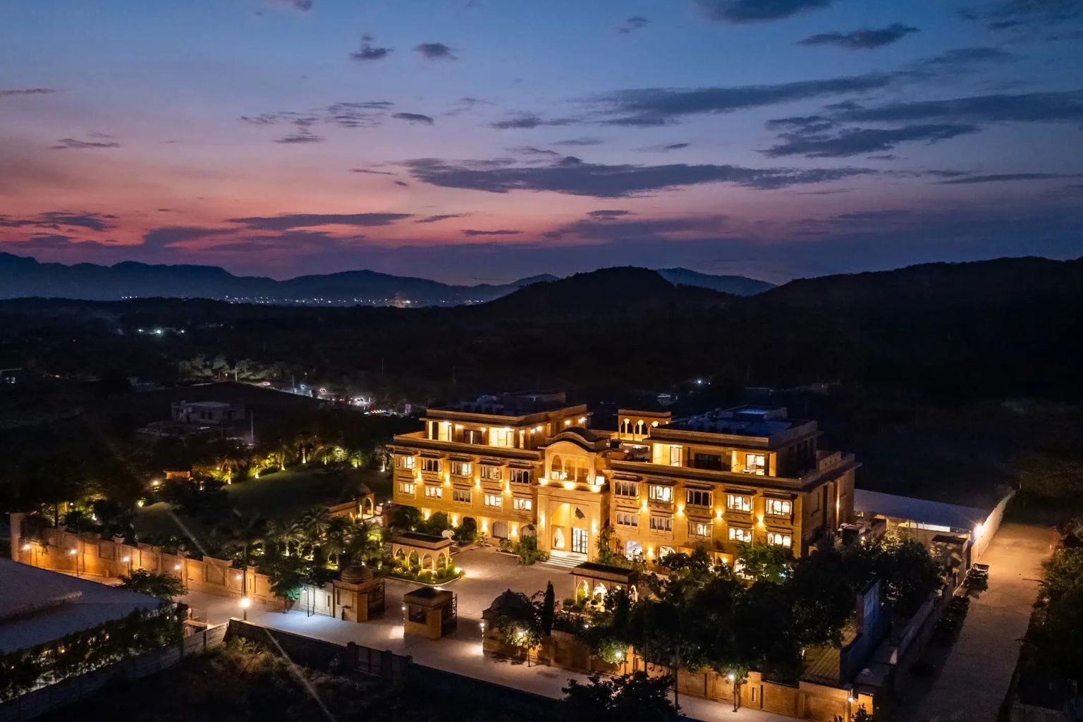 Luxury hotel in pushkar