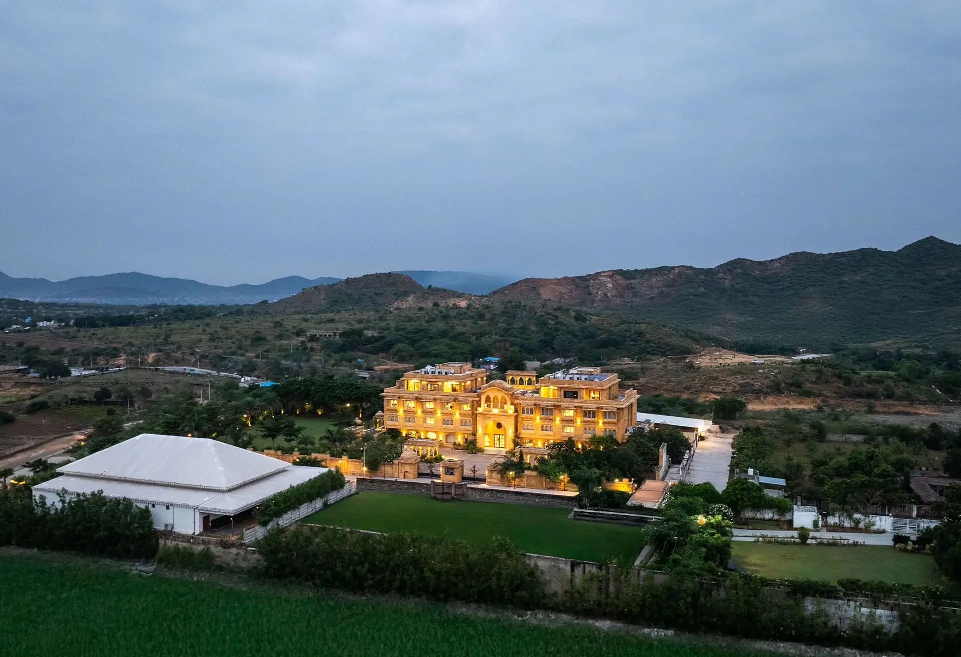Luxury Heritage Hotel for Stay