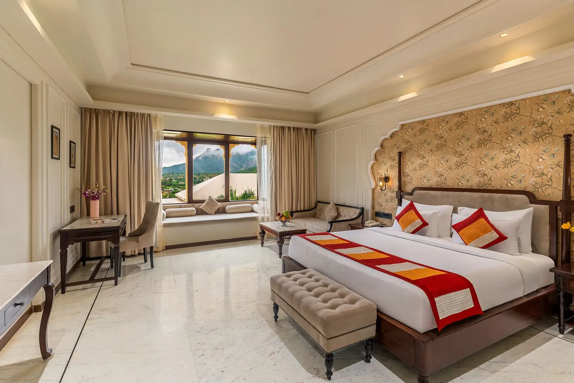 luxury hotel in Pushkar