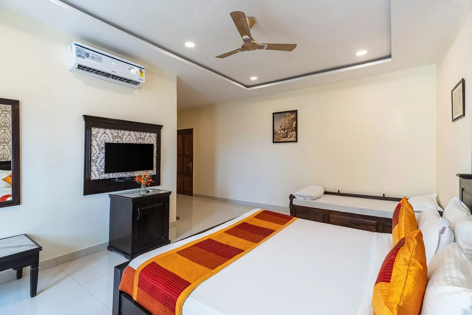 luxury rooms in Bhilwara